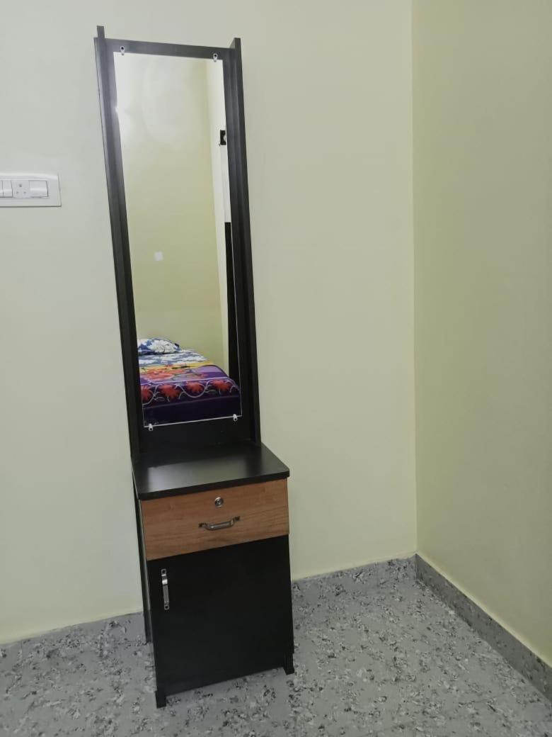 Vian Homestay Honāvar Esterno foto