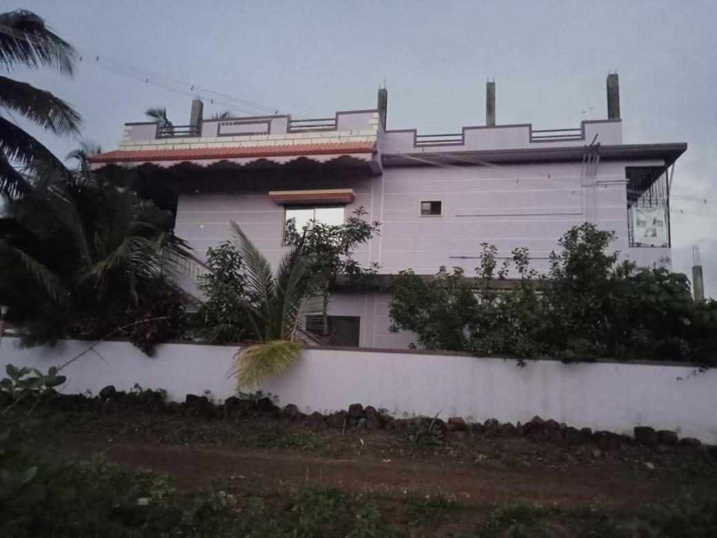 Vian Homestay Honāvar Esterno foto