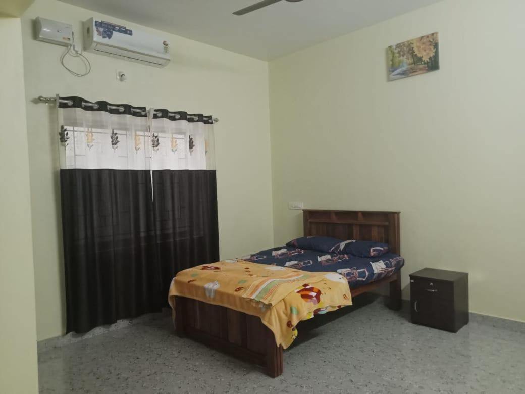 Vian Homestay Honāvar Esterno foto