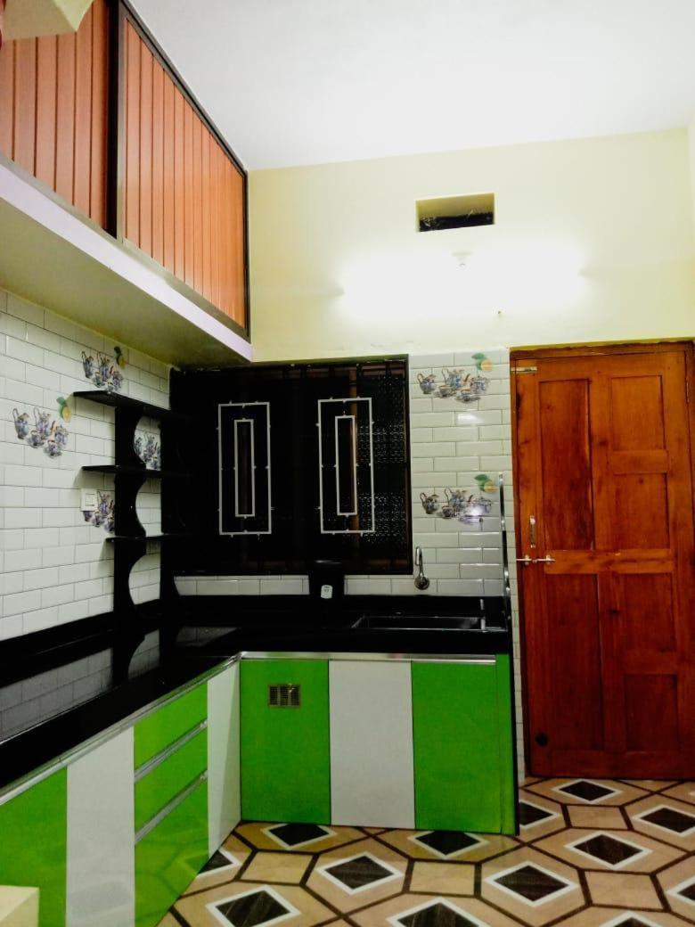 Vian Homestay Honāvar Esterno foto
